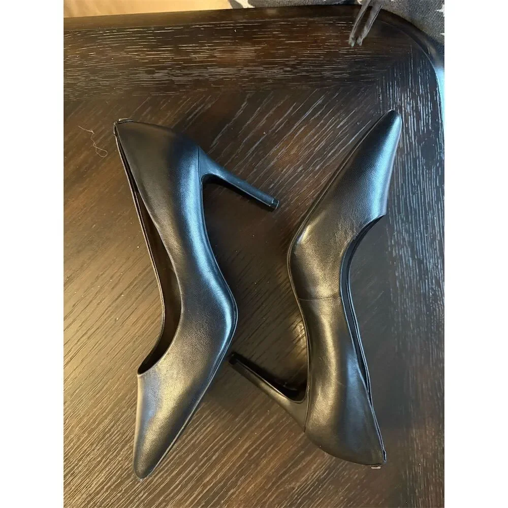 Karl Lagerfeld Women's‎ Black Leather Pointed Toe Pumps Size 8